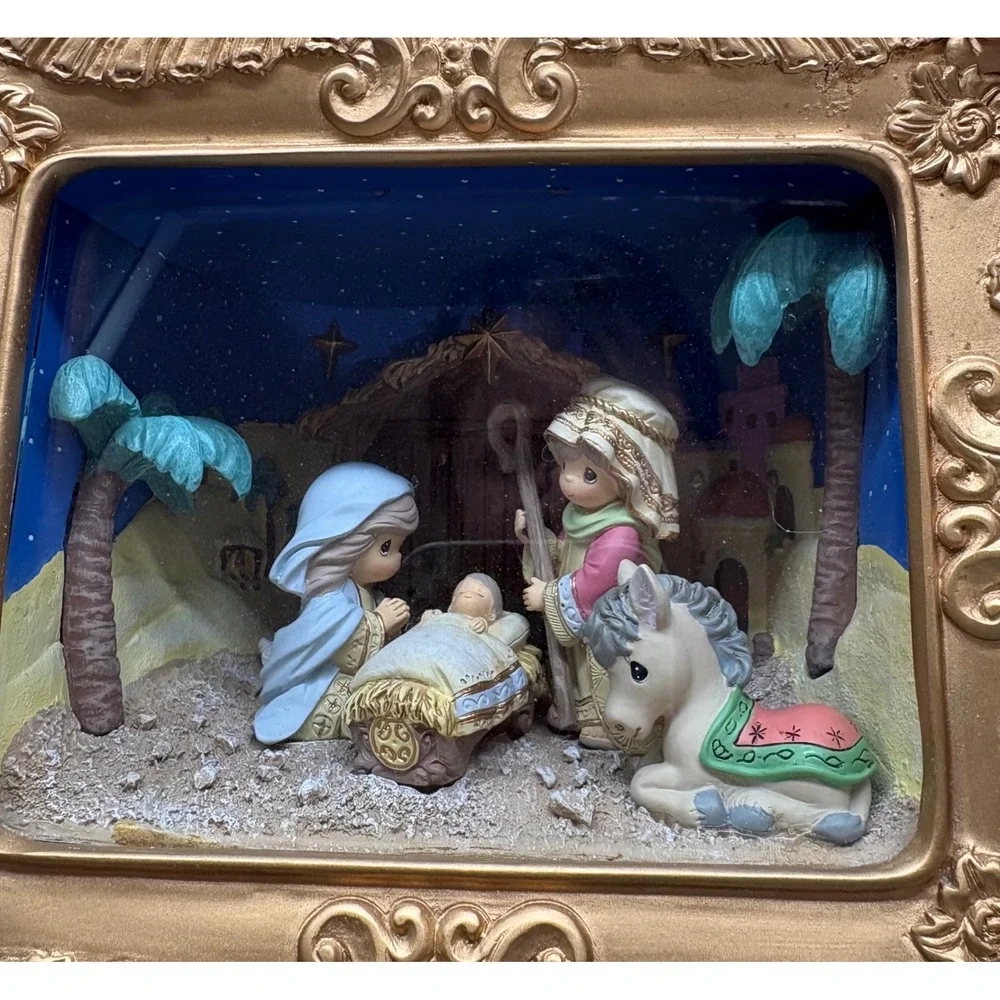 Precious Moments Nativity‎ Scene Shadow Music Box Framed 2013 O Holy Night